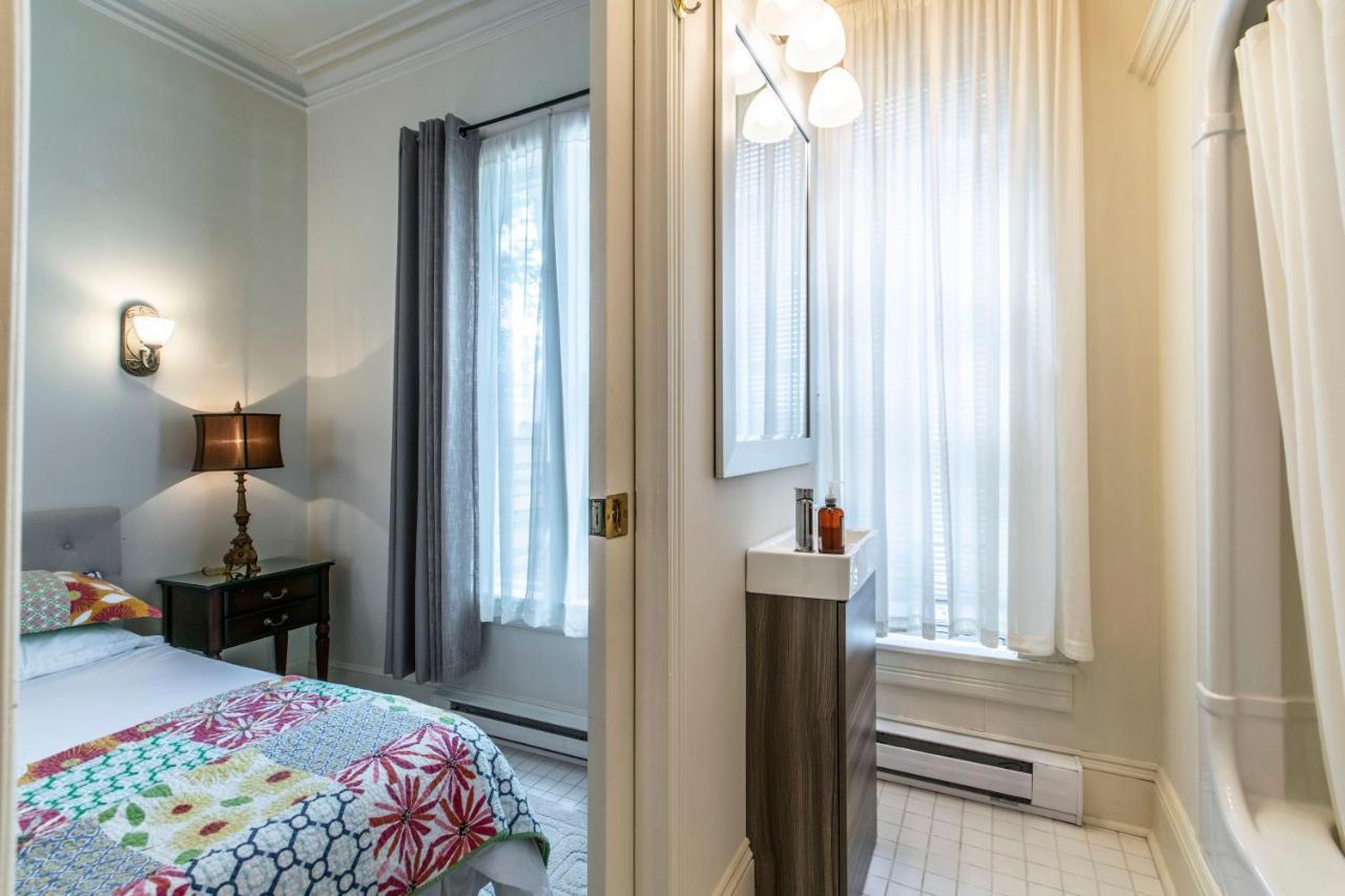 The Elizabeth Manor Guesthouse St. John's Esterno foto