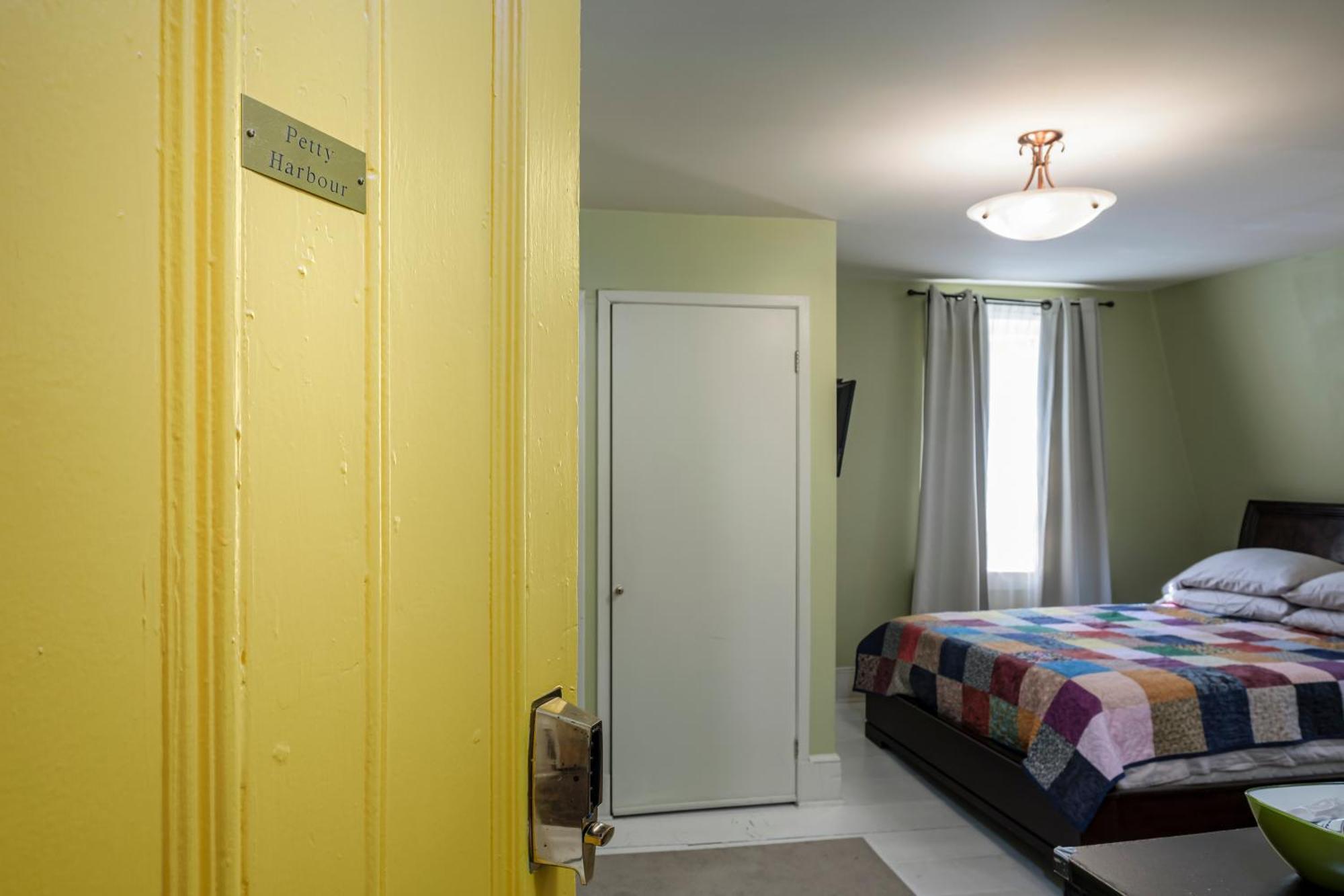 The Elizabeth Manor Guesthouse St. John's Esterno foto
